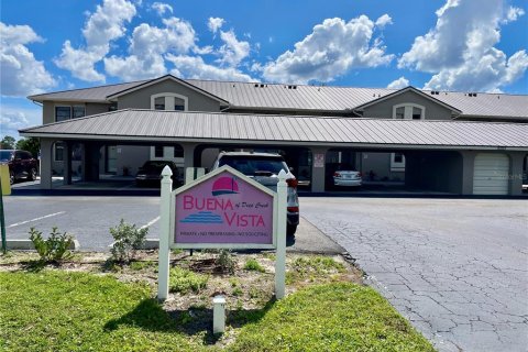 Condo in Punta Gorda, Florida, 2 bedrooms  № 2199088 - photo 2