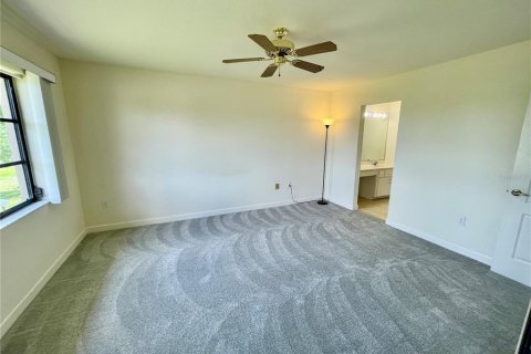 Condo in Punta Gorda, Florida, 2 bedrooms  № 2199088 - photo 17