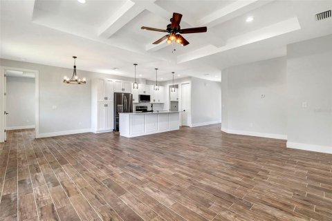 House in Arcadia, Florida 4 bedrooms, 169.64 sq.m. № 2427603 - photo 2