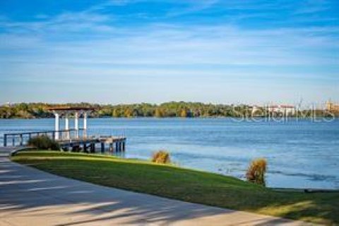 Touwnhouse à louer à Orlando, Floride: 3 chambres, 185.62 m2 № 1886778 - photo 30