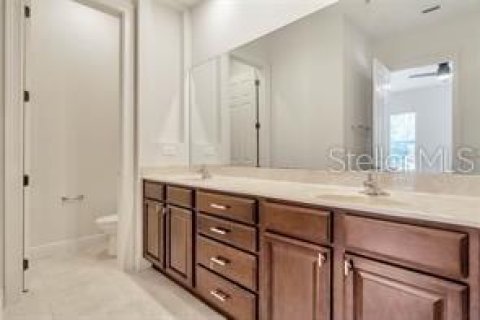 Adosado en alquiler en Orlando, Florida, 3 dormitorios, 185.62 m2 № 1886778 - foto 13