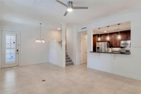 Adosado en alquiler en Orlando, Florida, 3 dormitorios, 185.62 m2 № 1886778 - foto 4