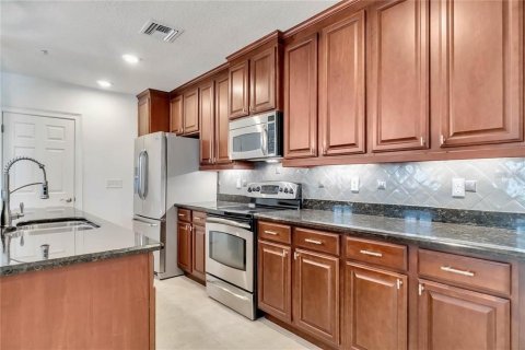 Adosado en alquiler en Orlando, Florida, 3 dormitorios, 185.62 m2 № 1886778 - foto 5