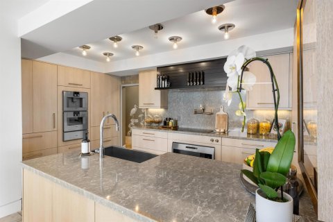 Condominio en venta en Palm Beach, Florida, 2 dormitorios, 181.07 m2 № 2081864 - foto 8