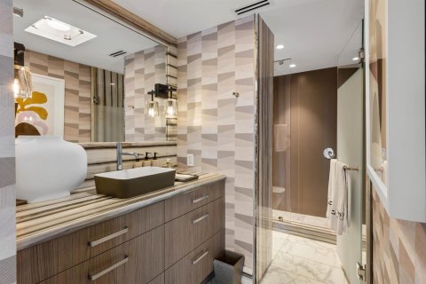 Condominio en venta en Palm Beach, Florida, 2 dormitorios, 181.07 m2 № 2081864 - foto 16