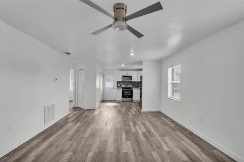 Casa en venta en Lakeland, Florida, 3 dormitorios, 105.26 m2 № 1786003 - foto 10