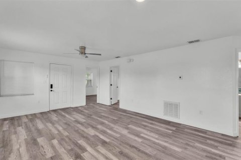Casa en venta en Lakeland, Florida, 3 dormitorios, 105.26 m2 № 1786003 - foto 5