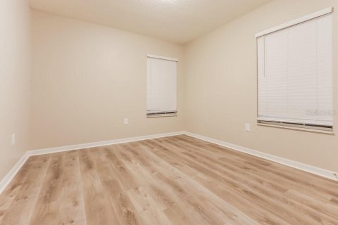 Villa ou maison à louer à Mulberry, Floride: 3 chambres, 222.97 m2 № 2433379 - photo 13