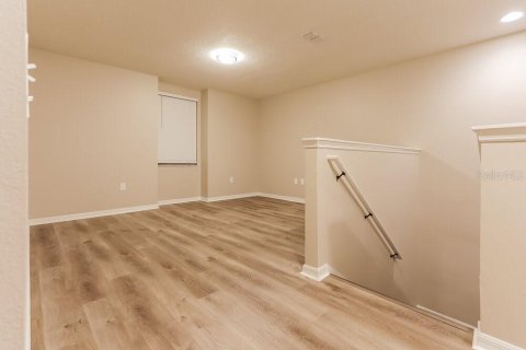 Villa ou maison à louer à Mulberry, Floride: 3 chambres, 222.97 m2 № 2433379 - photo 8
