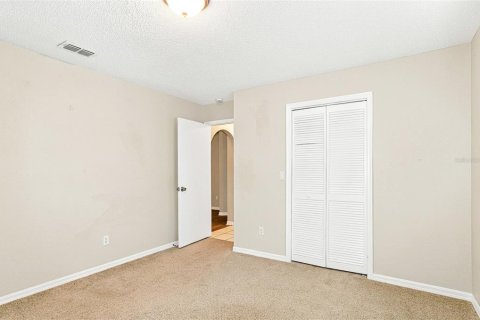House in Spring Hill, Florida 3 bedrooms, 258.08 sq.m. № 2408596 - photo 13