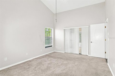 House in Spring Hill, Florida 3 bedrooms, 258.08 sq.m. № 2408596 - photo 10