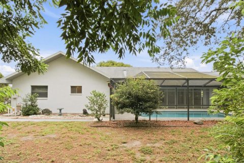 House in Spring Hill, Florida 3 bedrooms, 258.08 sq.m. № 2408596 - photo 20