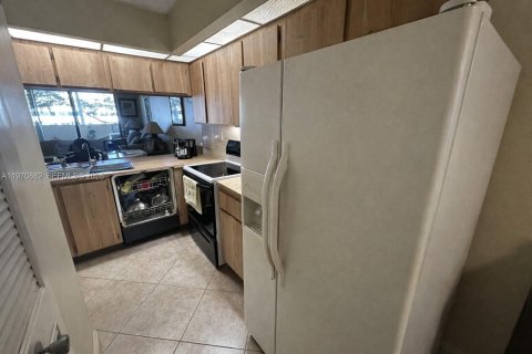 Condominio en venta en Plantation, Florida, 2 dormitorios, 77.48 m2 № 2031358 - foto 6