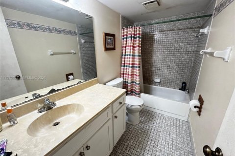 Condominio en venta en Plantation, Florida, 2 dormitorios, 77.48 m2 № 2031358 - foto 11