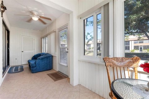 Condo in Englewood, Florida, 2 bedrooms  № 2099825 - photo 28
