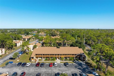 Condo in Englewood, Florida, 2 bedrooms  № 2099825 - photo 5