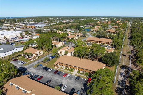 Condo in Englewood, Florida, 2 bedrooms  № 2099825 - photo 7