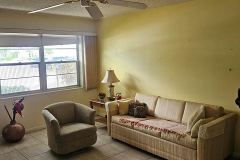 Copropriété à louer à West Palm Beach, Floride: 2 chambres, 74.14 m2 № 2359795 - photo 2