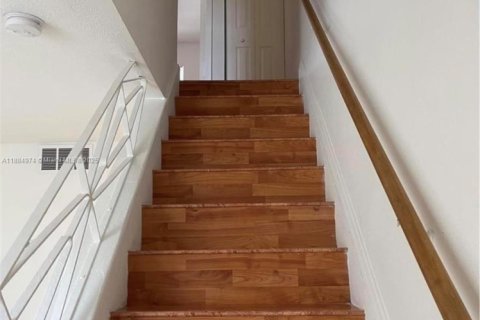 Touwnhouse à louer à Plantation, Floride: 2 chambres, 87.14 m2 № 1930499 - photo 6