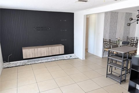 Casa en venta en Holiday, Florida, 2 dormitorios, 78.78 m2 № 2214778 - foto 8