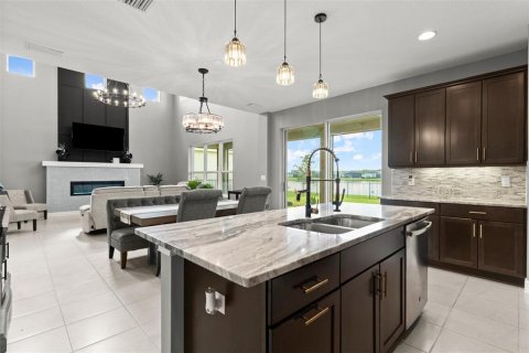 Casa en venta en Daytona Beach, Florida, 4 dormitorios, 218.32 m2 № 1888646 - foto 10