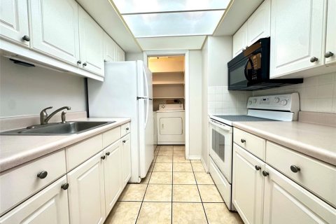 Appartement à louer à Clearwater, Floride: 1 chambre, 69.68 m2 № 2218178 - photo 5