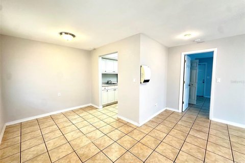 Appartement à louer à Clearwater, Floride: 1 chambre, 69.68 m2 № 2218178 - photo 3