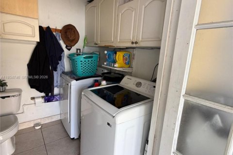 Купить виллу или дом в Майами, Флорида 3 спальни, 171.31м2, № 1997233 - фото 24