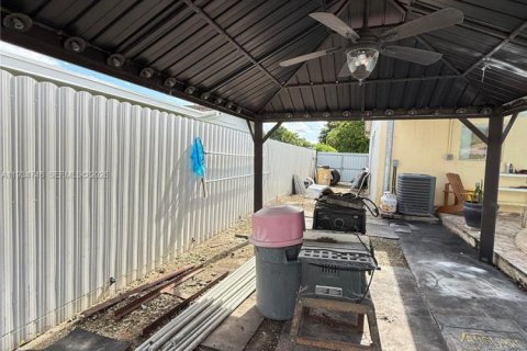 Купить виллу или дом в Майами, Флорида 3 спальни, 171.31м2, № 1997233 - фото 30