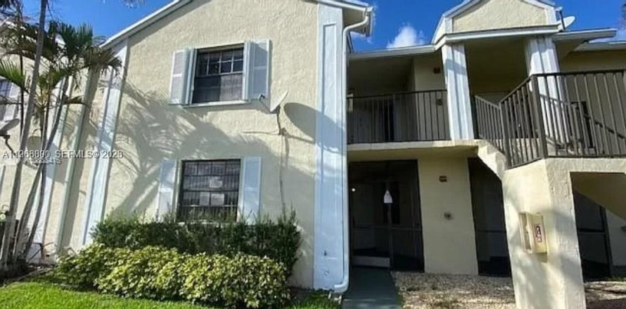 Condominio en Homestead, Florida, 2 dormitorios  № 2031806
