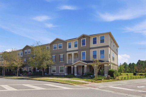 Townhouse in Orlando, Florida 3 bedrooms, 209.03 sq.m. № 2379439 - photo 4