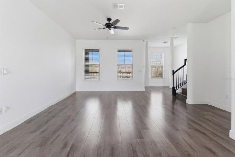 Townhouse in Orlando, Florida 3 bedrooms, 209.03 sq.m. № 2379439 - photo 10