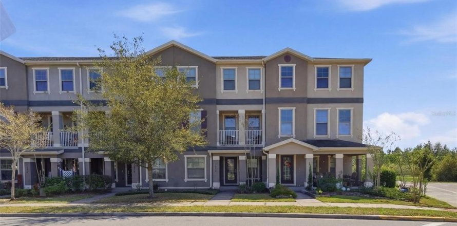Townhouse in Orlando, Florida 3 bedrooms, 209.03 sq.m. № 2379439
