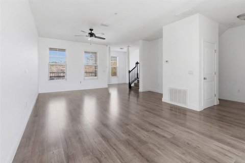 Townhouse in Orlando, Florida 3 bedrooms, 209.03 sq.m. № 2379439 - photo 9