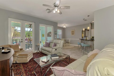 Villa ou maison à vendre à Venice, Floride: 4 chambres, 216.56 m2 № 2296228 - photo 20
