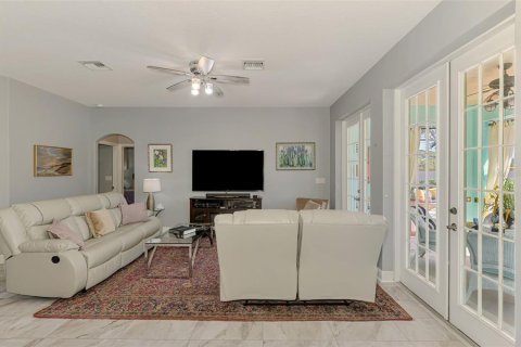 Villa ou maison à vendre à Venice, Floride: 4 chambres, 216.56 m2 № 2296228 - photo 21