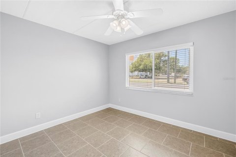 Condominio en venta en Saint Petersburg, Florida, 2 dormitorios, 78.5 m2 № 2218497 - foto 13