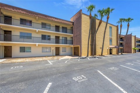 Condominio en Saint Petersburg, Florida, 2 dormitorios № 2218497