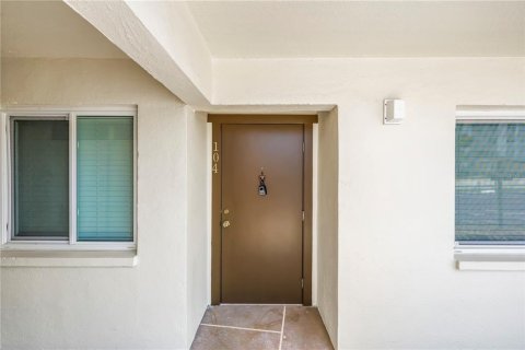 Condominio en venta en Saint Petersburg, Florida, 2 dormitorios, 78.5 m2 № 2218497 - foto 3