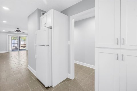 Condominio en venta en Saint Petersburg, Florida, 2 dormitorios, 78.5 m2 № 2218497 - foto 8