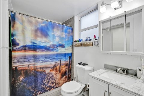 Купить кондоминиум в Майами-Бич, Флорида 1 спальня, 53.88м2, № 1982434 - фото 14