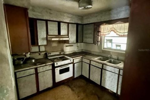 Купить виллу или дом в Лейк-Уэльс, Флорида 3 комнаты, 241.55м2, № 1559486 - фото 16