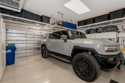 Townhouse in Doral, Florida 3 bedrooms, 195.09 sq.m. № 2031332 - photo 30