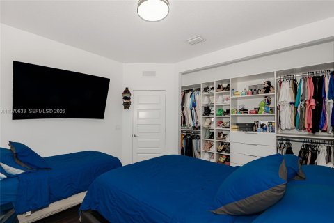 Townhouse in Doral, Florida 3 bedrooms, 195.09 sq.m. № 2031332 - photo 24