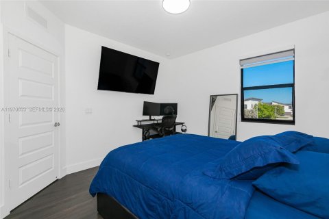 Townhouse in Doral, Florida 3 bedrooms, 195.09 sq.m. № 2031332 - photo 27