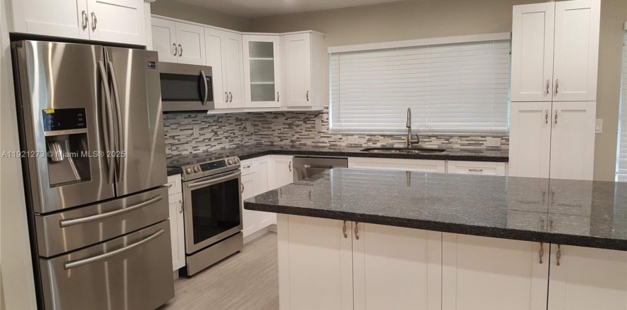 Villa ou maison à Plantation, Floride 2 chambres, 103.49 m2 № 1975274