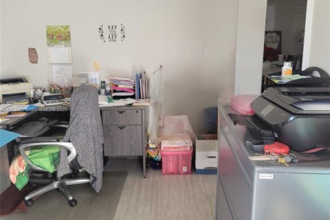 Villa ou maison à louer à Plantation, Floride: 2 chambres, 103.49 m2 № 1975274 - photo 12