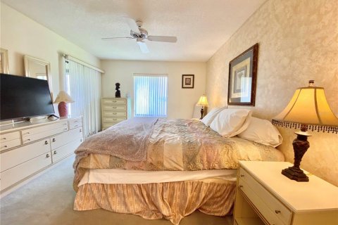 Copropriété à louer à Sarasota, Floride: 2 chambres, 118.36 m2 № 1816855 - photo 14