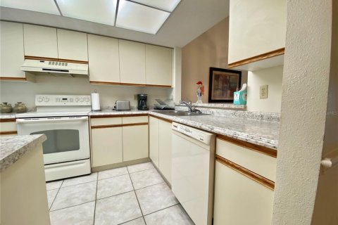 Copropriété à louer à Sarasota, Floride: 2 chambres, 118.36 m2 № 1816855 - photo 3