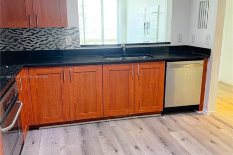 Снять в аренду кондоминиум в Авентура, Флорида 2 спальни, 153.29м2, № 2049231 - фото 8